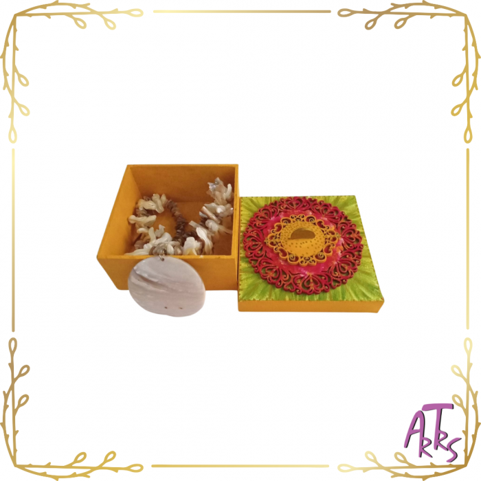 Porta-joias quadrado em MDF com mandala